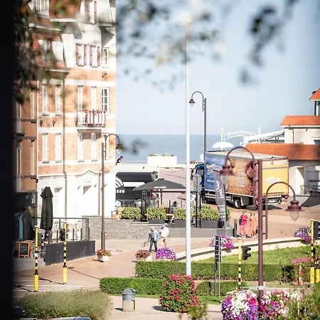 Peaceful Getaway Near Appartement Le Coq